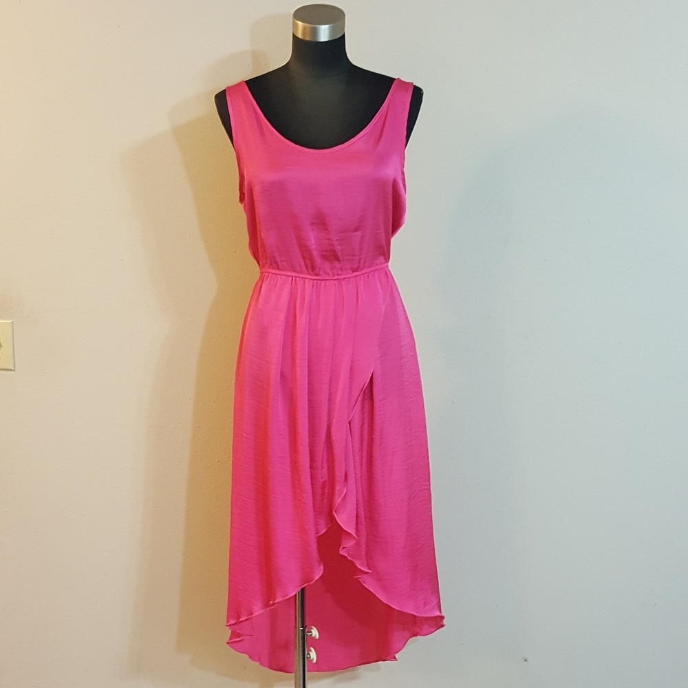 PASSPORT  Dress